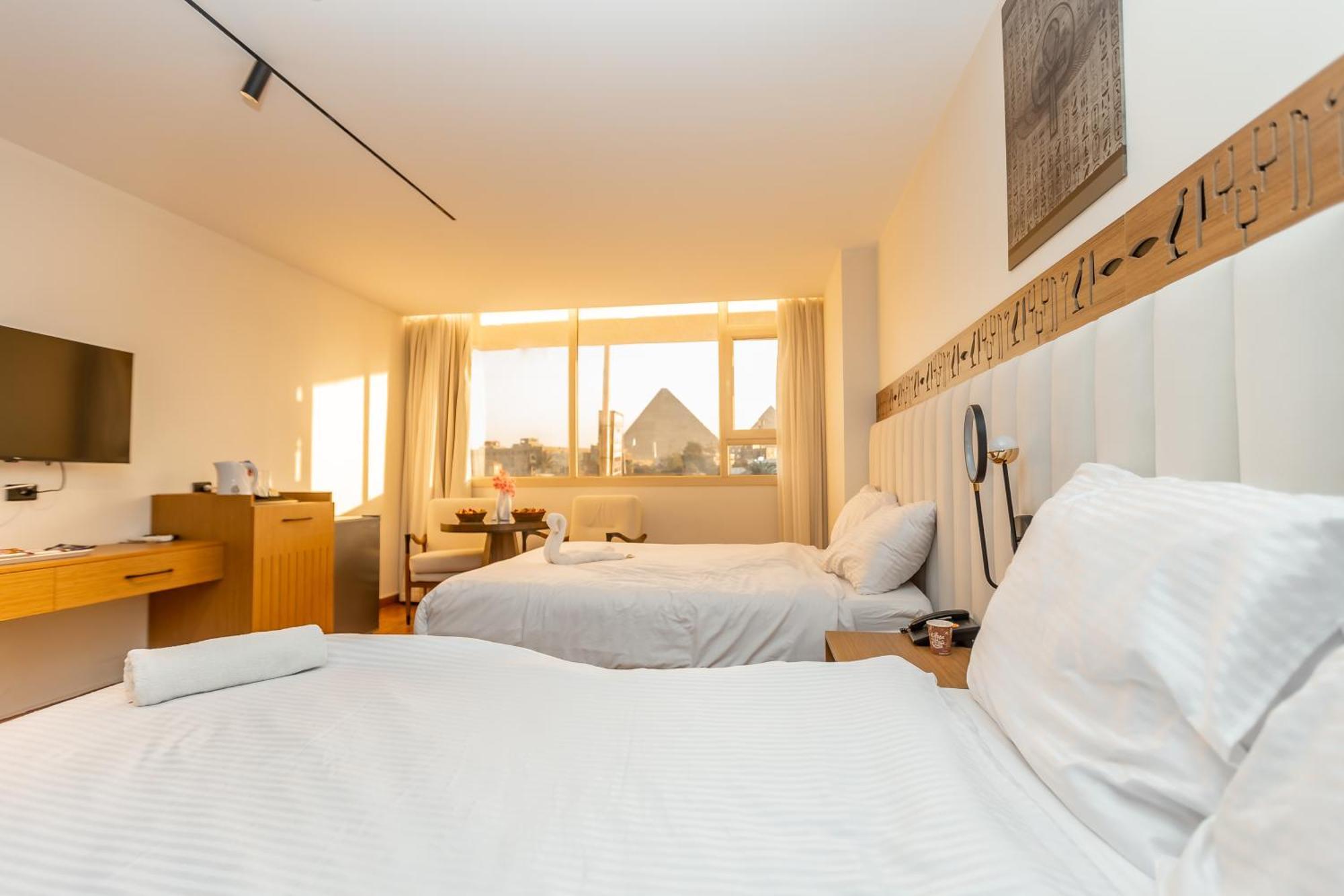 Superior Pyramids Inn Al Kawm al Akhdar Exterior foto